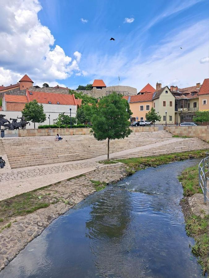 Bb21 Apartman Eger - City Centre Εξωτερικό φωτογραφία